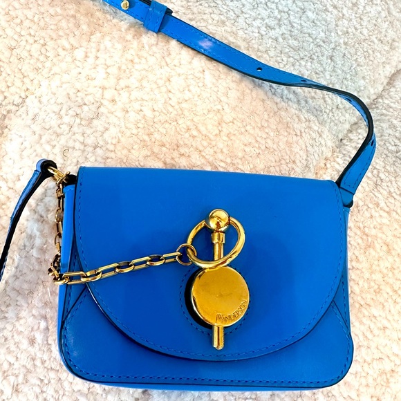 Sold out everywhere - Picture 3 of 4